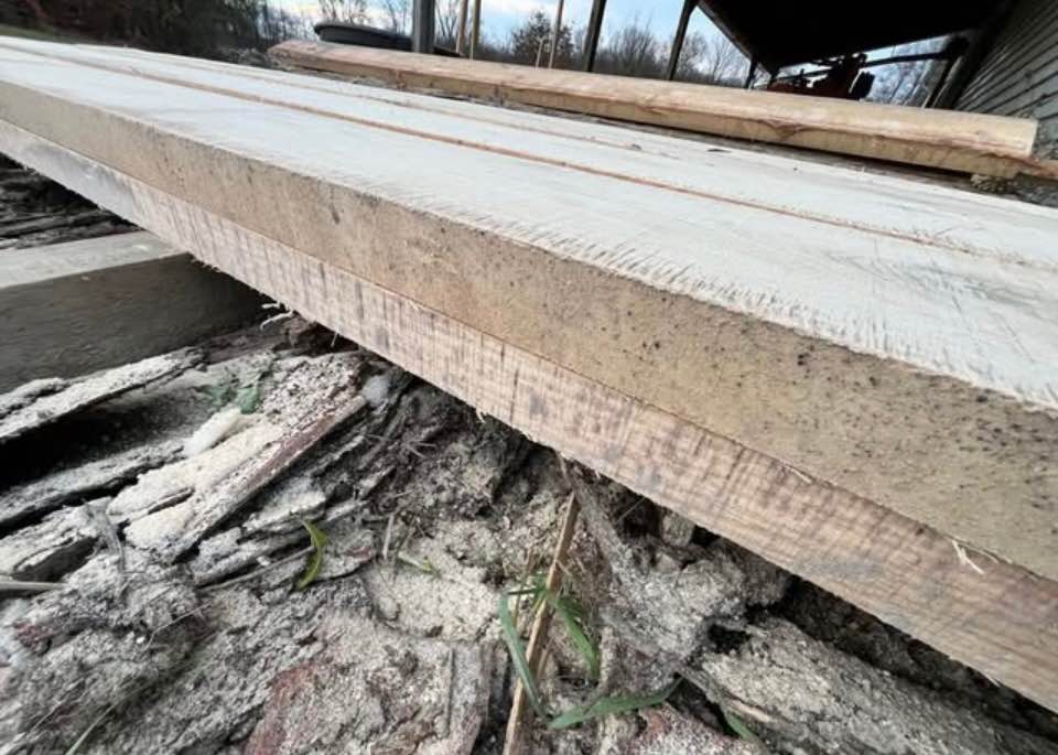 2" x 8" Rough Sawn Oak Lumber